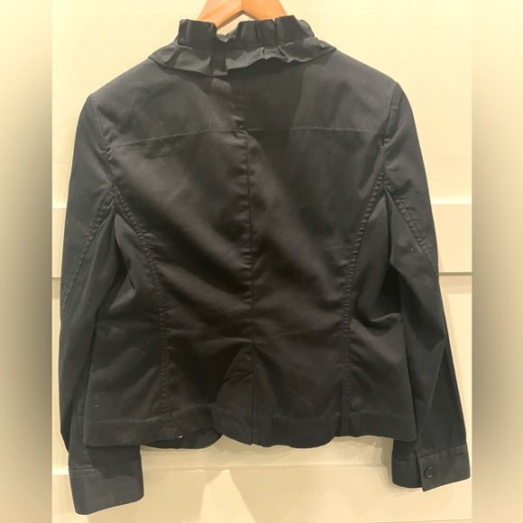 Talbots Navy Women’s Blazer Ruffle Lapel Size 2 - Picture 3 of 3